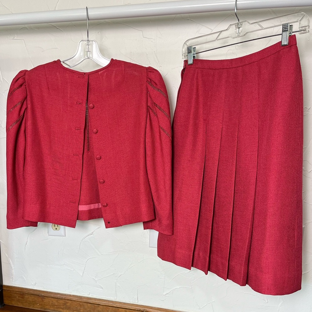 Vintage handmade 2 piece pleated fully lined skirt and jacket red burgundy